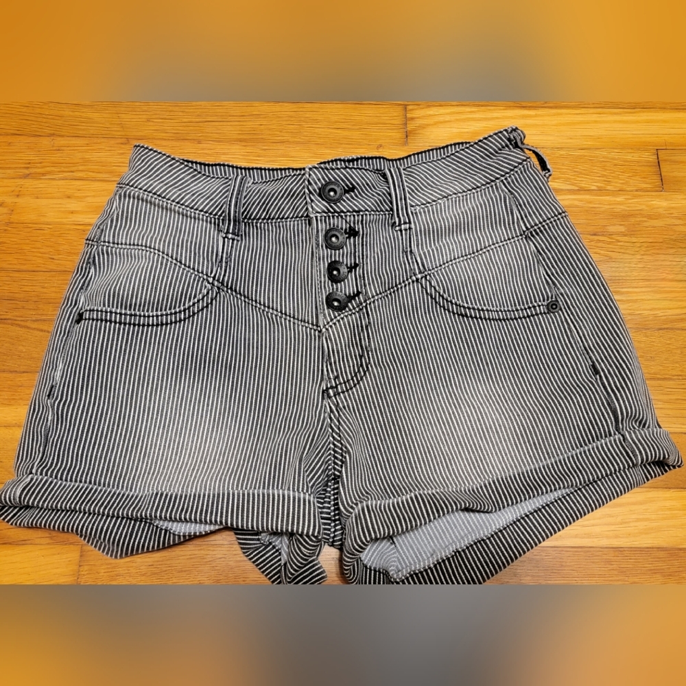 Hot Topic Striped Shorts